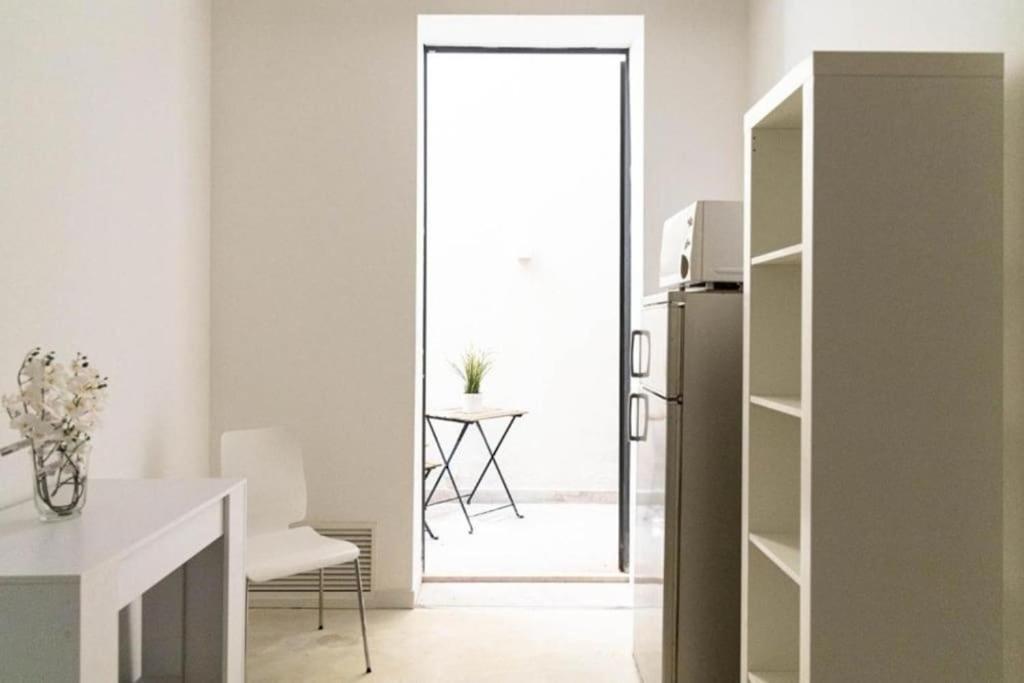 Seaside Refuge - Always Holiday Apartment Bari Exterior photo